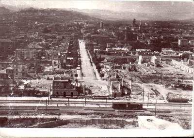 Imola bombardata - il quartiere dalla stazione alla Porta Appia (maggio 1944)